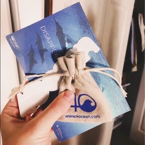 4ocean bracelet/anklet